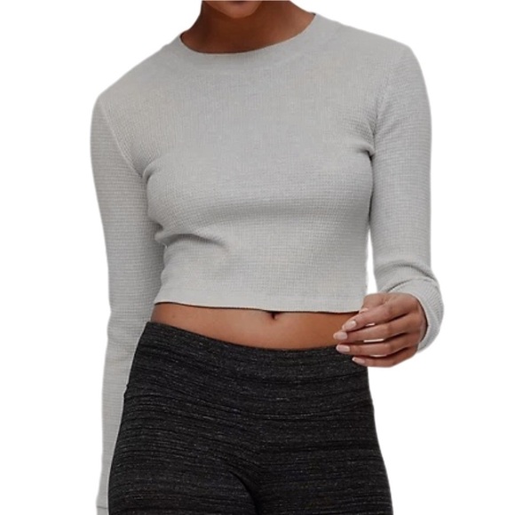 Aritzia Tops - Aritzia TNA Cropped Thermal